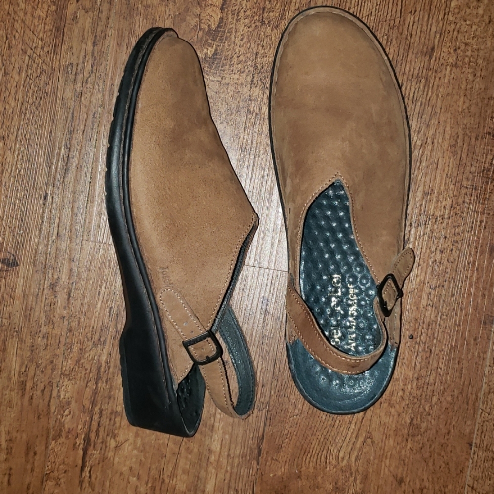 Josef Seibel leather clogs mules size 9